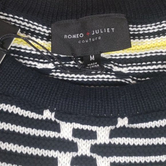 Romeo + Juliet Crop Sweater - Picture 5 of 8